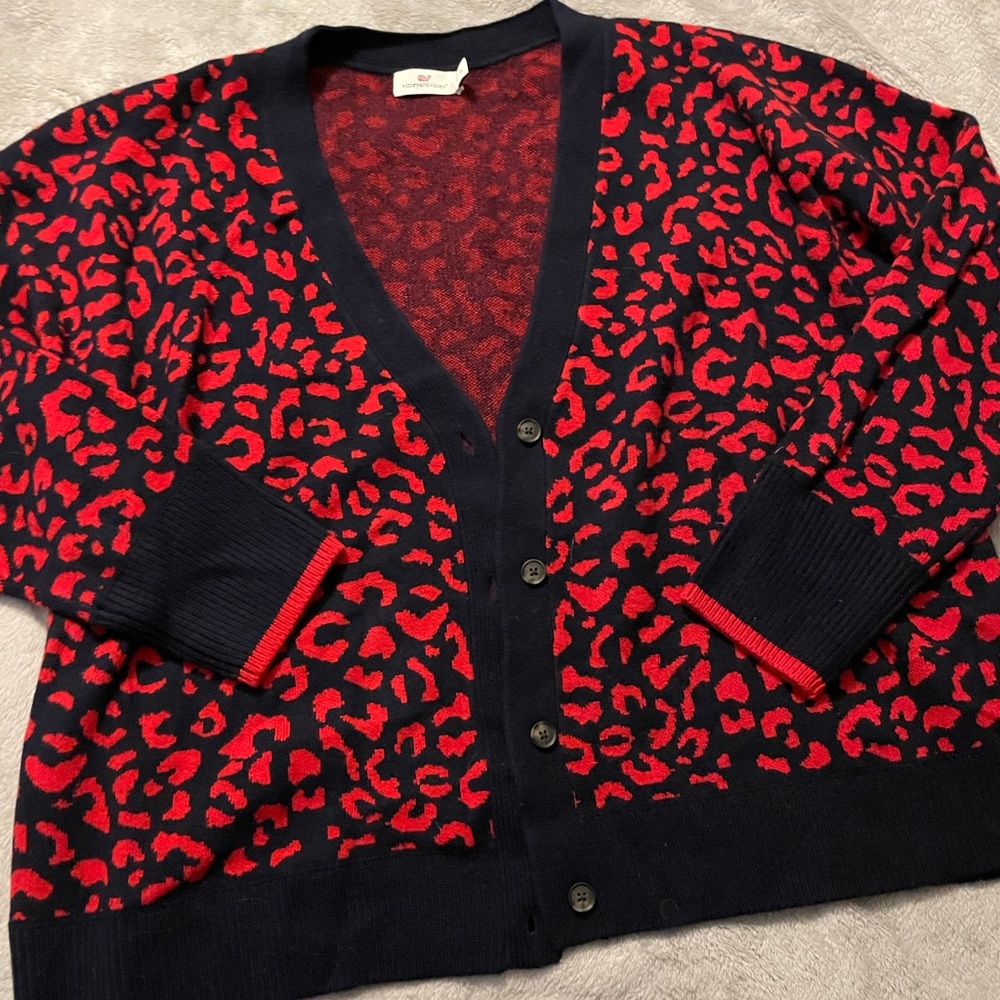 Navy and Red Leopard Vineyard Vines button up cardigan -Excellent condition - 2x